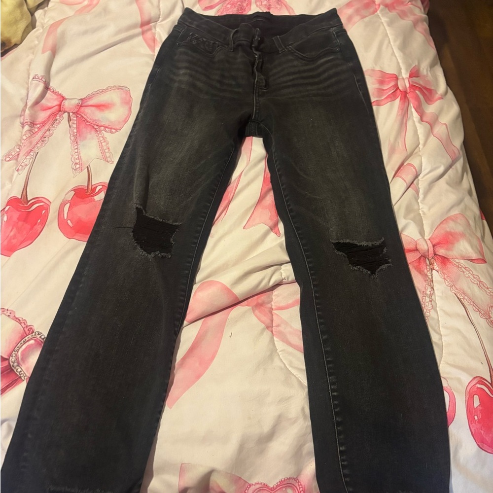 Buckle Black Distressed Ankle Jeans